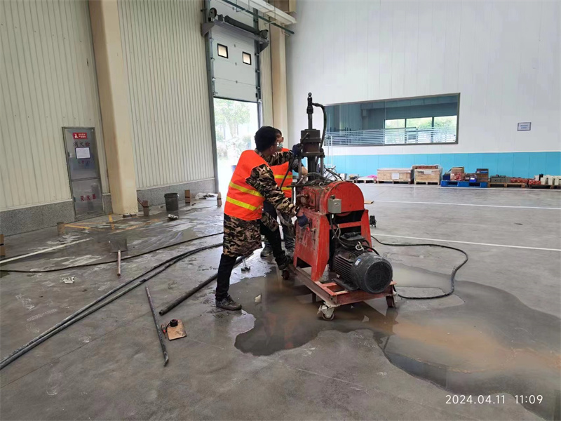 沅江厂房地面下沉塌陷注浆加固施工